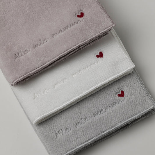 Set 3 Lavette in morbida Spugna con Ricamo Cuore